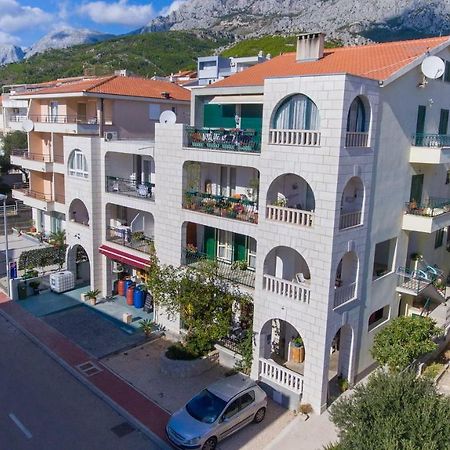 Apartmani Ruza Makarská Exteriér fotografie