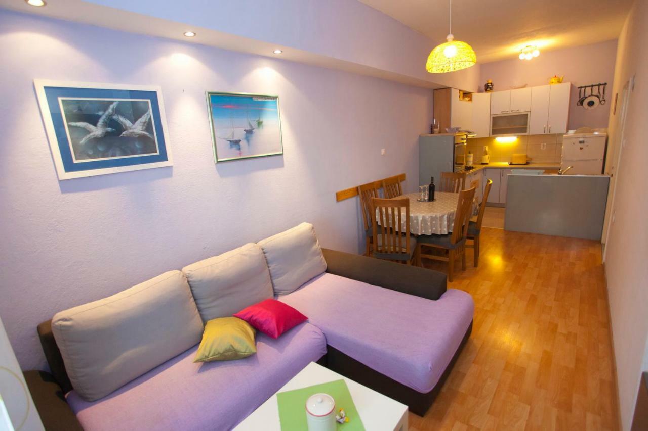 Apartmani Ruza Makarská Exteriér fotografie