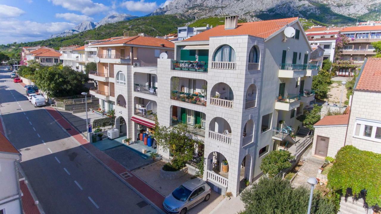 Apartmani Ruza Makarská Exteriér fotografie